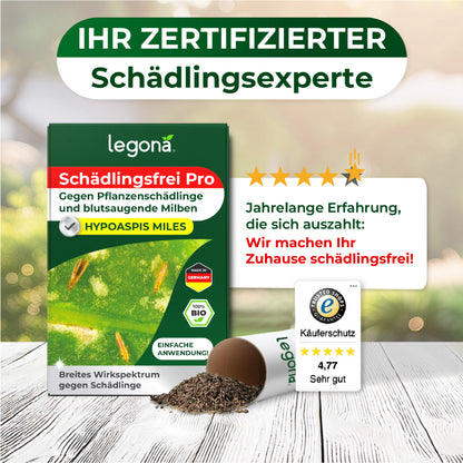 Verpackung von Legona Schädlingsfrei Pro mit Nahaufnahme von Hypoaspis-Milben auf einem Blatt und einem umgekippten Becher mit Granulat auf Holzuntergrund inklusive Text mit Zertifizierung und Kundenbewertung